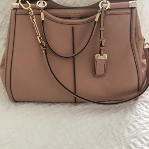 Coach tote. Leather